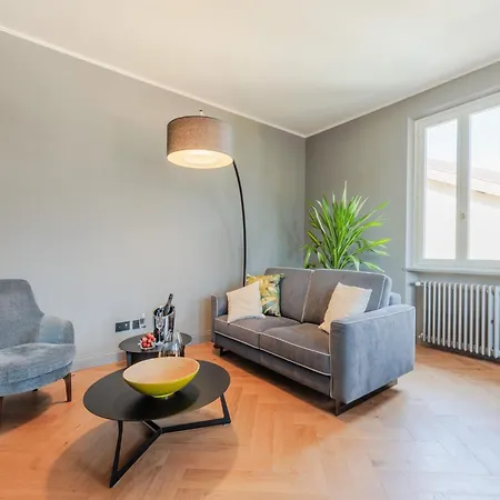 아파트 2 Bedrooms Modern Penthouse With View In *